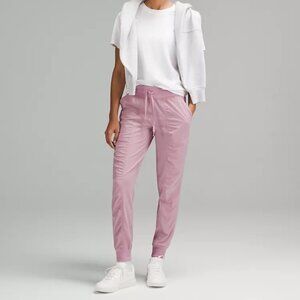 Lululemon studio joggers size 4 light purple